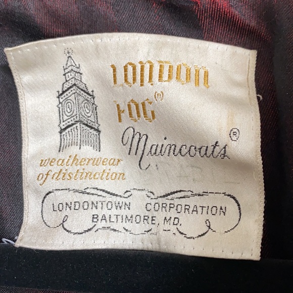 Men’s Vintage Navy London Fog overcoat. 2 front pockets. Sz 40 short - Picture 5 of 9